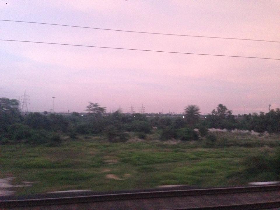 0922_寝台列車の景色