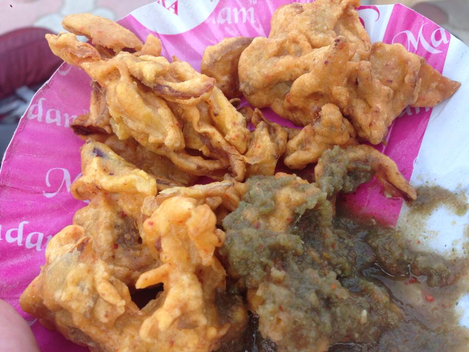 0926_屋台で買った唐揚げ?