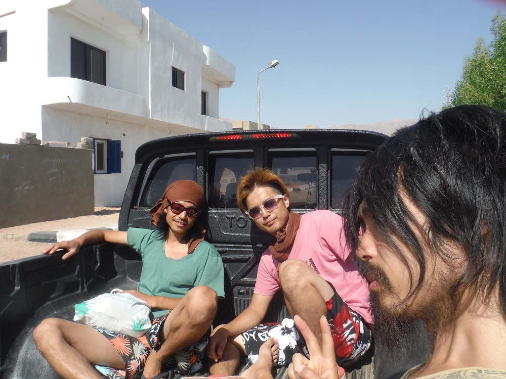 1019_トラック荷台